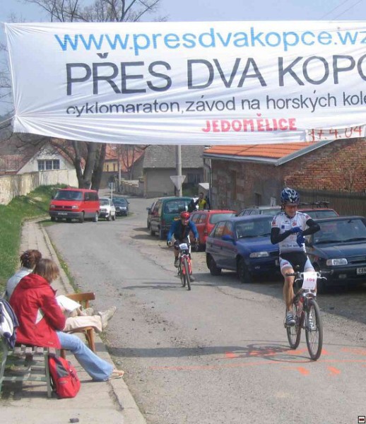 2004: fotogalerie